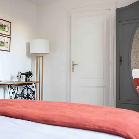 Les Ombrees Pensionat 3*