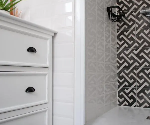 Les Ombrees Pensionat 3*