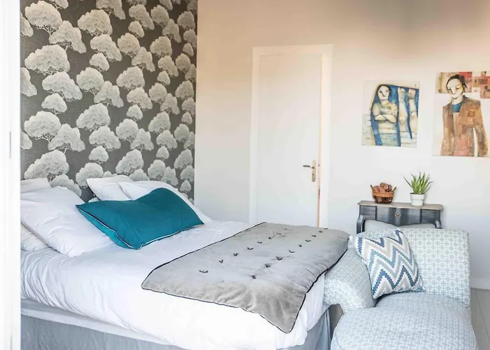 Les Ombrees Pensionat 3*