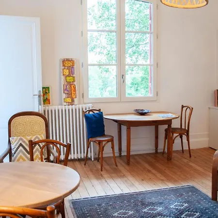 Pensjonat Les Ombrees 3*